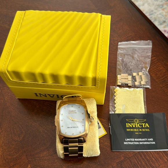 Invicta Lupah Special Edition Model 33617 47mm Quartz Men's Watch - Picture 2 of 8